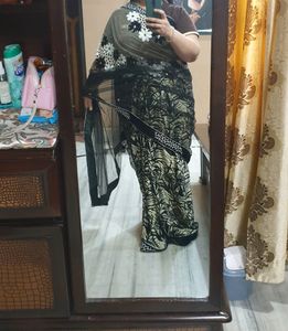 Silk Saree In Base And Net Pallu