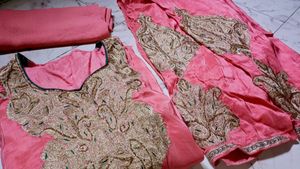 Elegant Pink Embroidered Kashmiri Suit