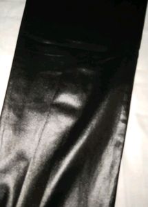 Black Glossy Skinny Fit Leather Pant🖤✨