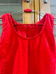 Red Kurti