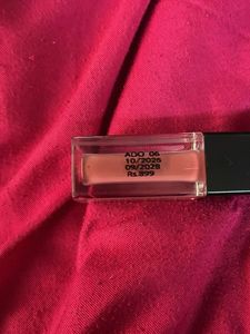 FLICKA Lipstick- shade 06 oatmeal