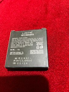 Branded Lakme Highlighter