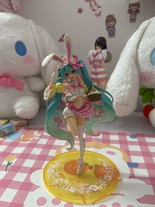 Miku Figure