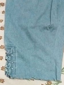 Women&#39;s Jeans