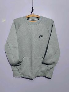 Nike Logo Sweatshirt Grey