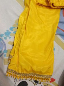 Beautiful Yellow Stitched Net Suit✨💛