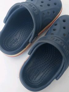 unisex crocs