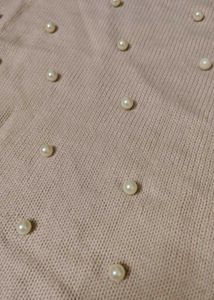 Pearl Top Ruffle sleeves