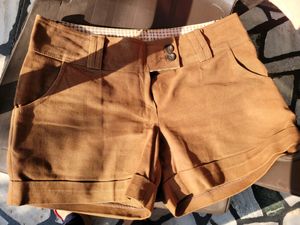 Cute Brown cotton shorts with double buttons