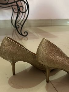 Carlton London Gold Heels