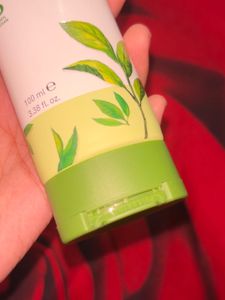 Plum Green Tea Pore Cleansing Face Wash