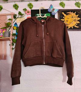 Brown Zip-Up Hoodie 🤎