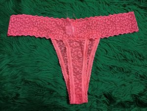 Pink Lace Thong - New 🖤