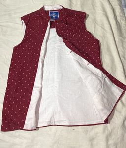 Stylish Maroon Printed Jacket