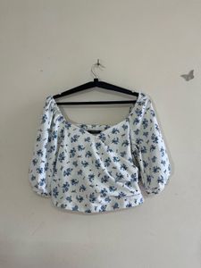 Harpa Floral Top