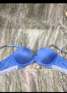 Sale‼️Fila Bra 💙