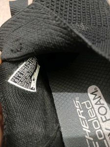Very Light Weight Comfy Skechers Shoe(Unisex)
