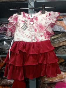 Floral &amp; Ruffle Girl&#39;s Dress