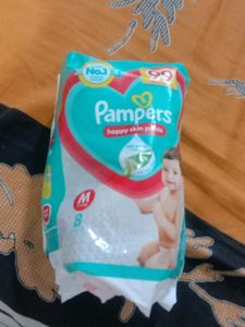 Diapers Medium size
