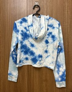 Tie Dye Hues Of Blue Crop Hoodie