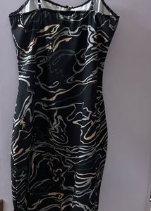 Tokyo Talkies Black Abstract Printed