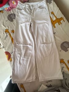 URBANIC WHITE PANT