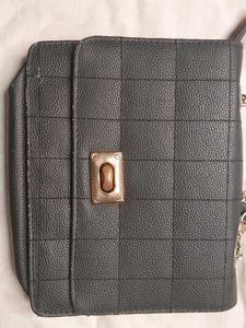 Sling bag Slightly Imperfect