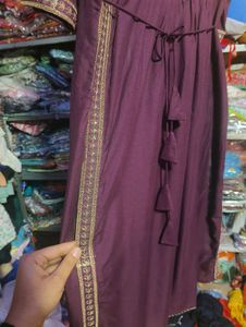 Elegant Purple Embroidered Kurta