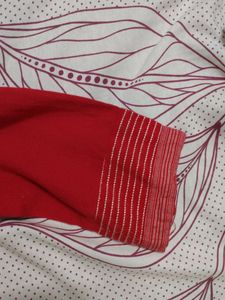 Red Kurti