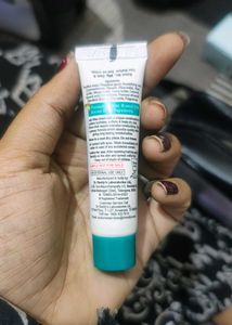 venusia moisturizer cream and lotion traveling siz