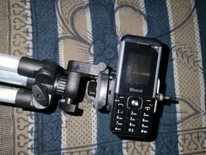 7feet Tripod For Mobile Brand New Tripo