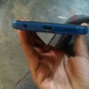 REDMI 8 Mobile Phone