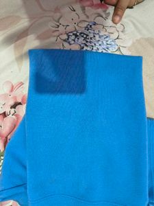 Blue  top used just twice busy 28/30 fitted