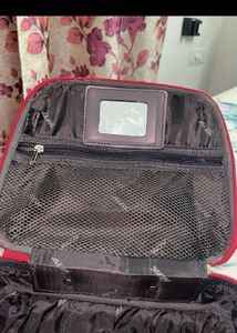 Red Alfa Vanity Box for women