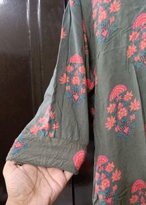 Feeding Kurti In Good Condition