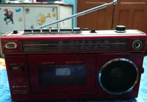 Vintage Sanyo Cassette Player
