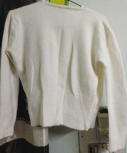 Elegant White Knit Cardigan