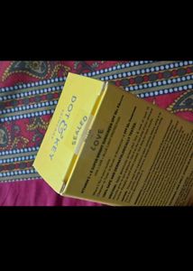 combo of vit c serum and 80gm sunscreen