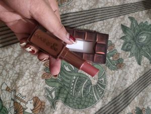 Cookie& Lip