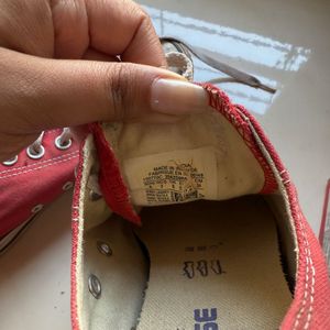 Converse Red Lowtop Unisex