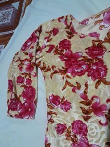 Velvet Flowers Print Kurti 💞