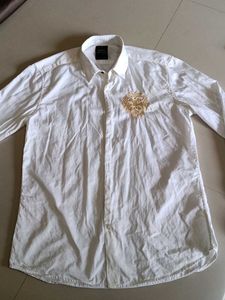 White Shirt Lion Embroidery