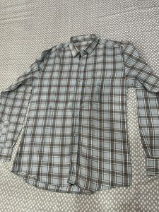 Men&#39;s Plaid Button-Down Shirt