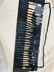 Allure Makeup Brush Set - 29 Pieces
