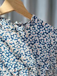 Ditsy Floral Top