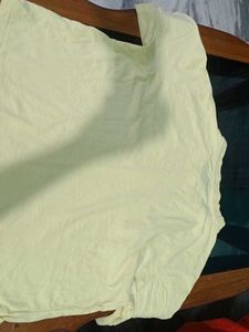 Yellow &#39;Pure Paradise&#39; Graphic Tee