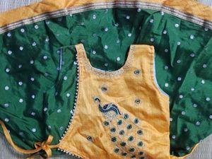 Cute Green &amp; Yellow Dress