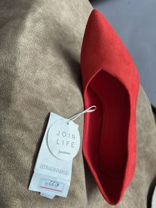 Stradivarius Red Pointed Heels