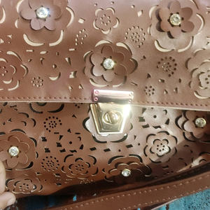 sling  purse.