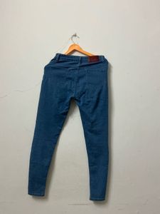 Blue Skinny Jeans Lifestyle